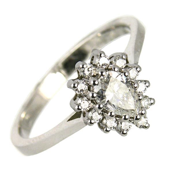 Second hand 18ct white gold pear shaped diamond cluster ring £2,500 on Sally Thornton jewellery blog from Thorntons Jewellers Kettering Northampton