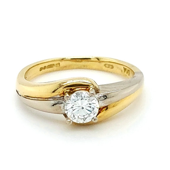 Pre Loved18ct Bi Colour 0.40ct Diamond Ring