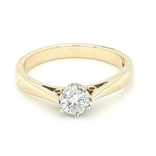 Preloved 9ct Single Stone Diamond Ring