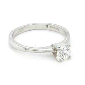 Pre Loved 18ct White Gold Single Stone Diamond Ring