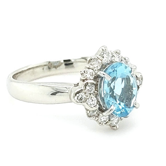 Preloved Platinum Aquamarine & Diamond Cluster Ring