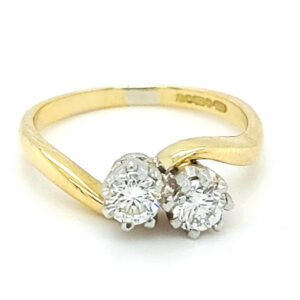Pre Loved 18ct Gold 2 Stone Diamond Ring