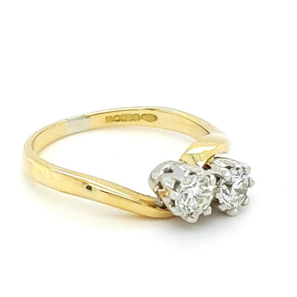 Pre Loved 18ct Gold 2 Stone Diamond Ring