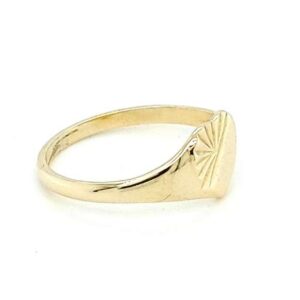 Pre Loved 9ct Gold Heart Signet Ring
