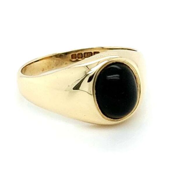 Pre Loved 9ct Gold Onyx Head Signet Ring